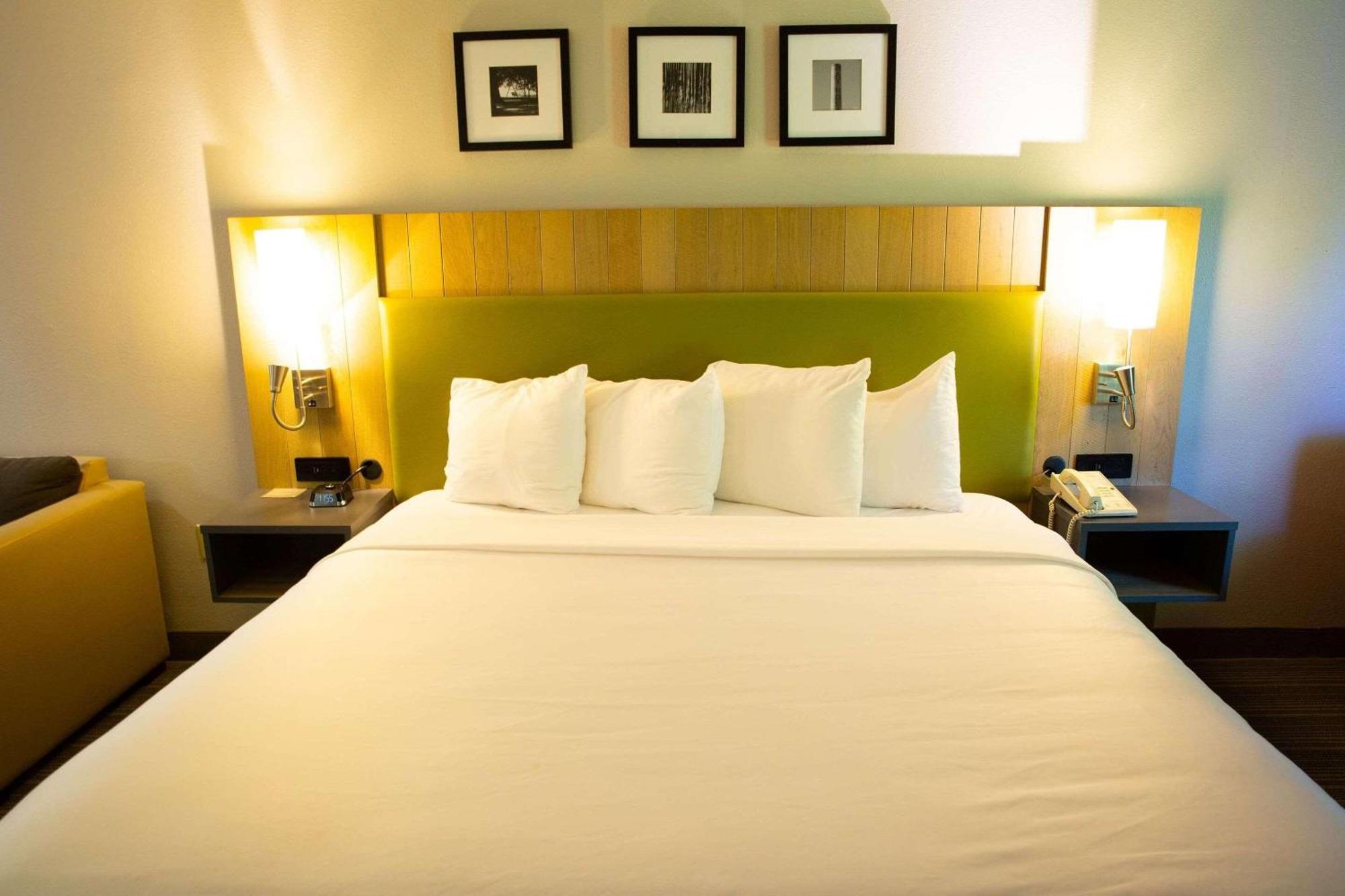 Country Inn & Suites By Radisson, Burlington Elon , Nc المظهر الخارجي الصورة