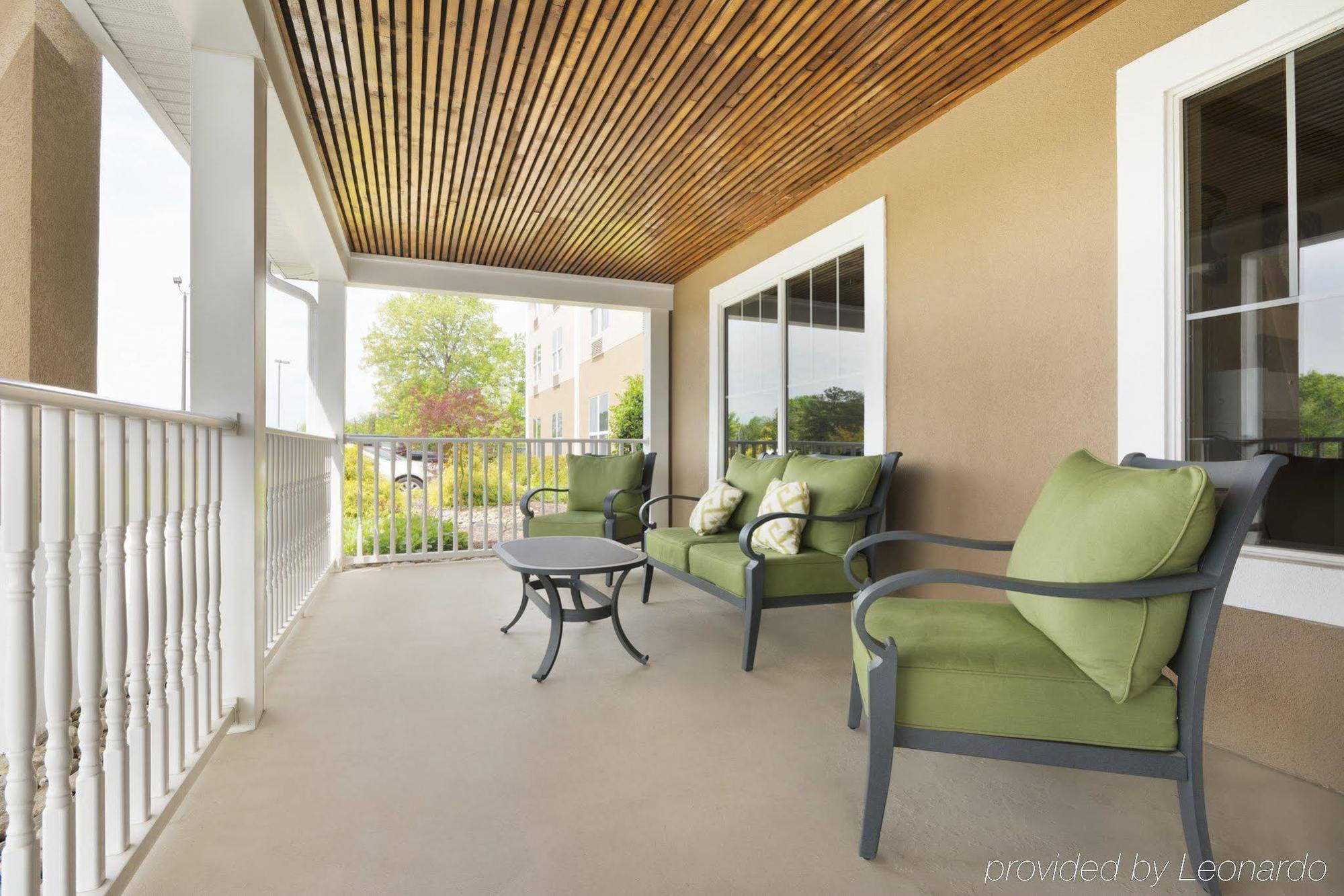 Country Inn & Suites By Radisson, Burlington Elon , Nc المظهر الخارجي الصورة