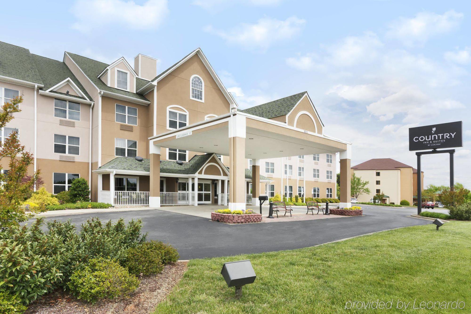 Country Inn & Suites By Radisson, Burlington Elon , Nc المظهر الخارجي الصورة