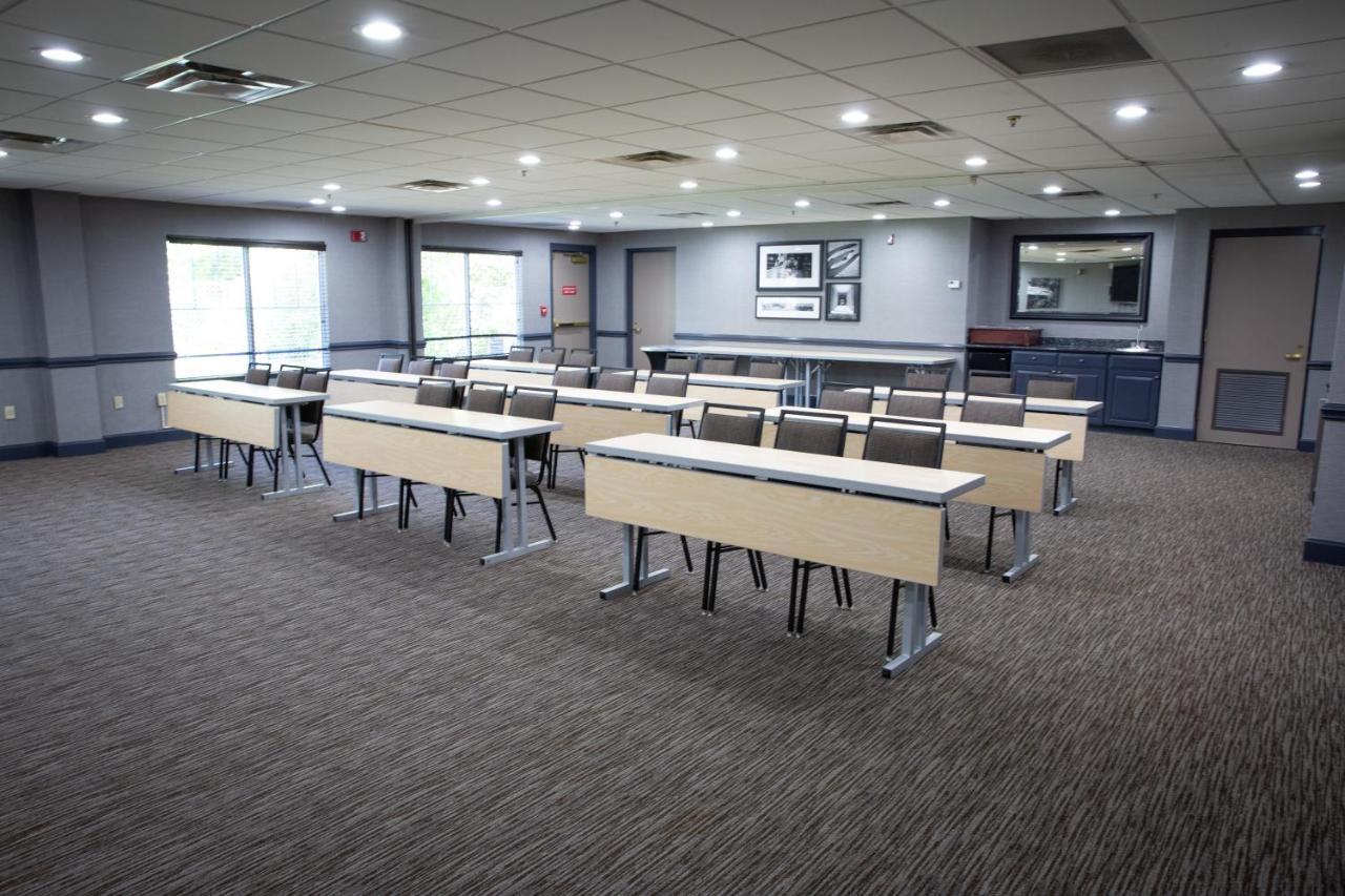 Country Inn & Suites By Radisson, Burlington Elon , Nc المظهر الخارجي الصورة