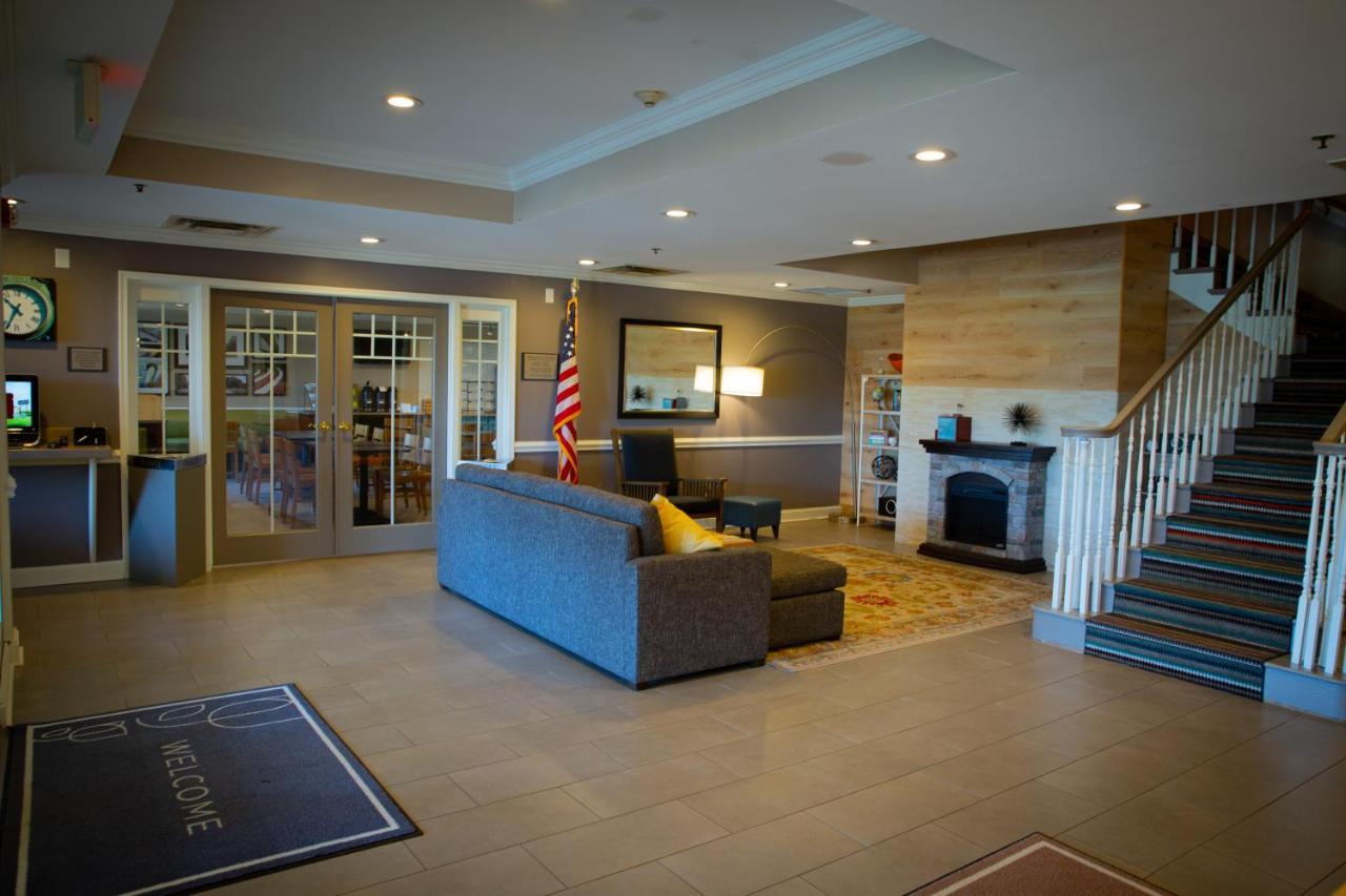 Country Inn & Suites By Radisson, Burlington Elon , Nc المظهر الخارجي الصورة