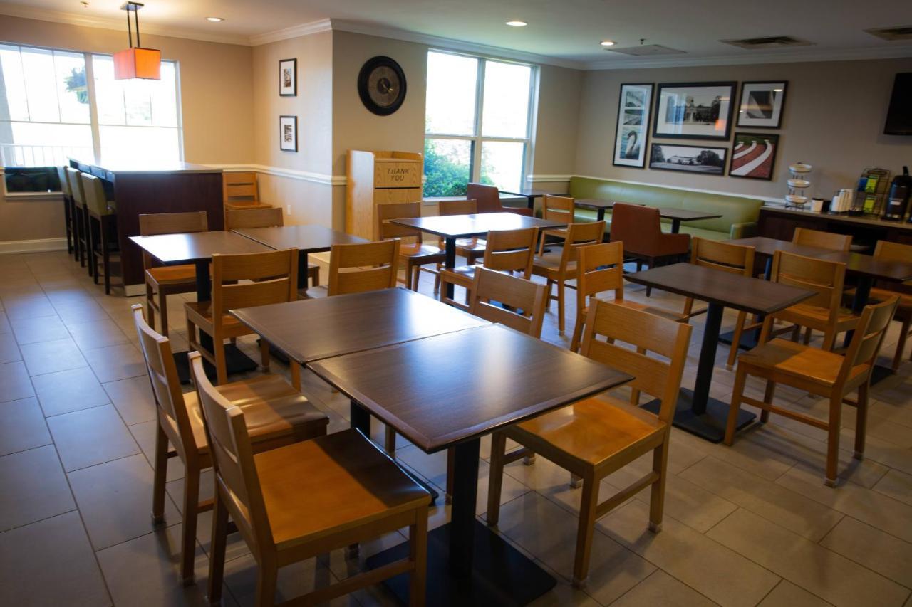 Country Inn & Suites By Radisson, Burlington Elon , Nc المظهر الخارجي الصورة